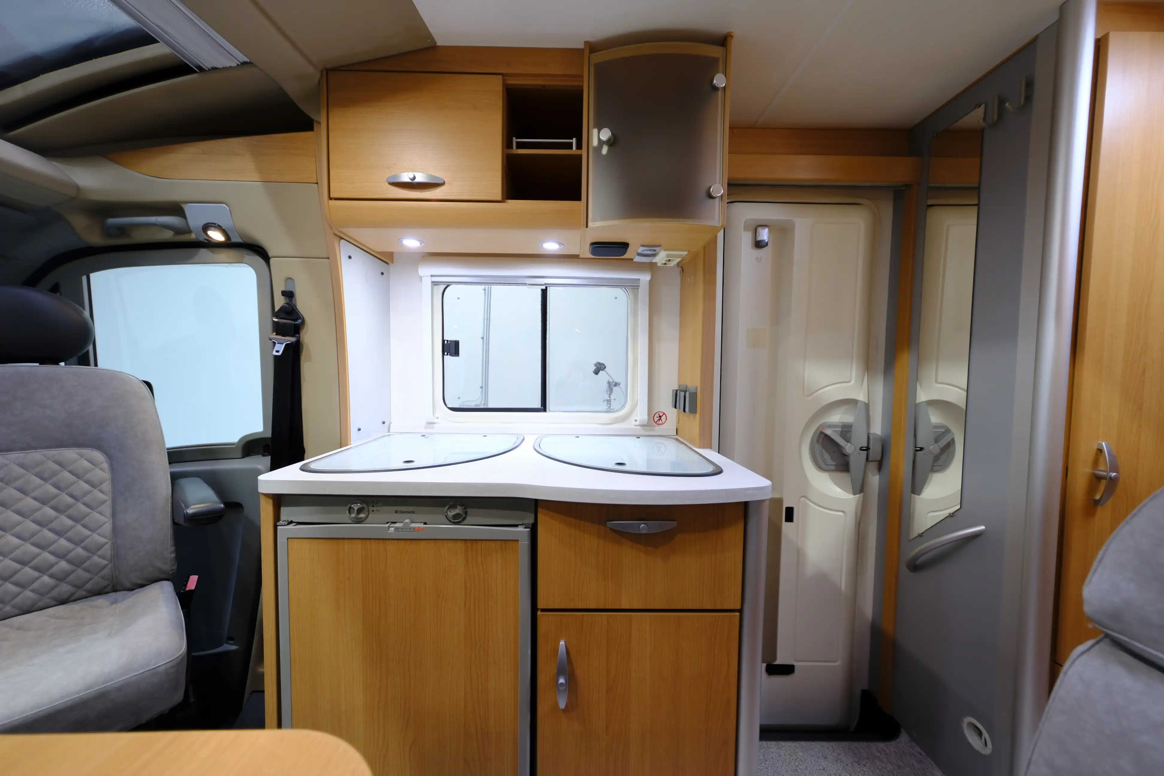 KNAUS Sport TI 600 MG Silverline